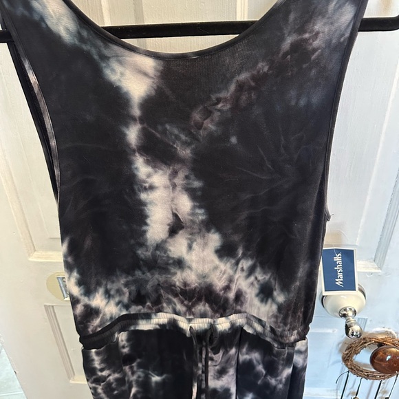 Tie-Dye Sleeveless Jumpsuit - Picture 3 of 8